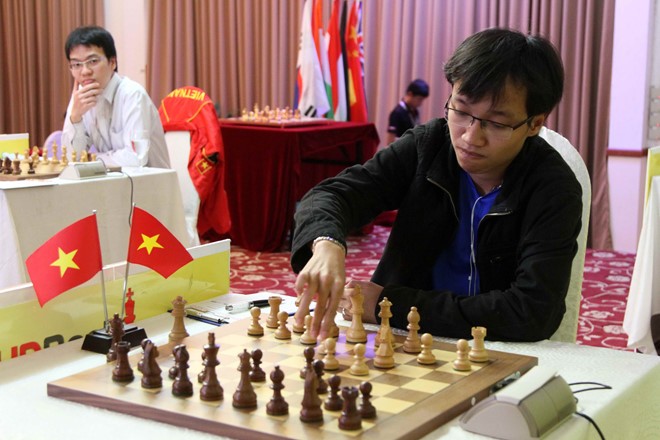 Vietnamesische Schachspieler müssen wegen Covid-19-Pandemie online spielen - ảnh 1