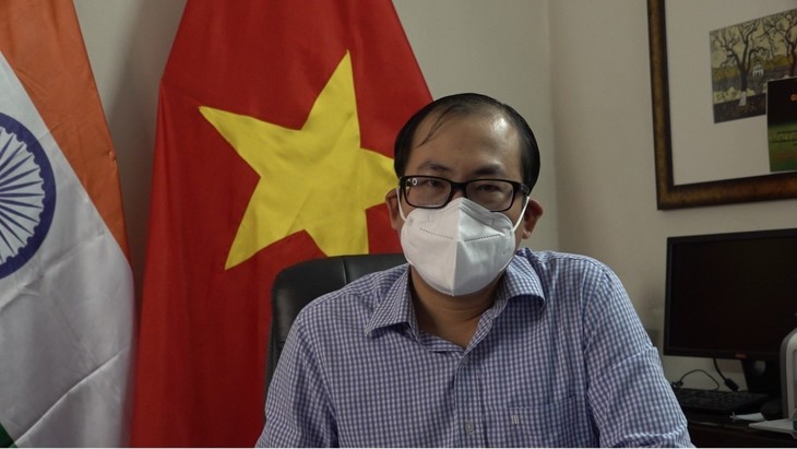 Vietnamesische Botschaft in Indien schützt Vietnamesen während der Pandemie - ảnh 1