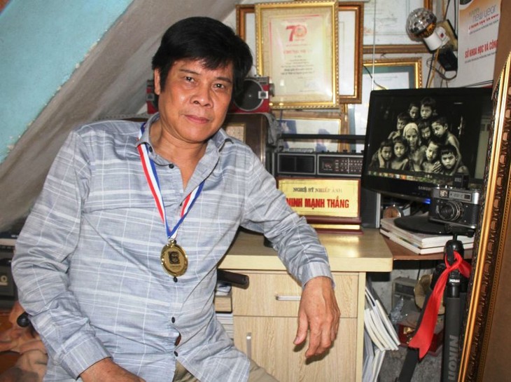 Vietnamesischer Fotograf erhält zwei Medaillen bei einem internationalen Wettbewerb  - ảnh 1