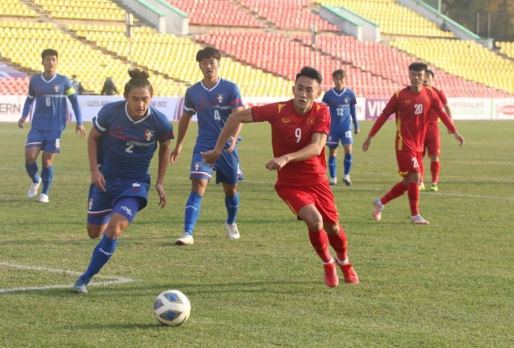 Qualifikationsrunde der U23-Fußball-Asien-Meisterschaft 2022: Vietnam siegt gegen Taiwan (China) - ảnh 1