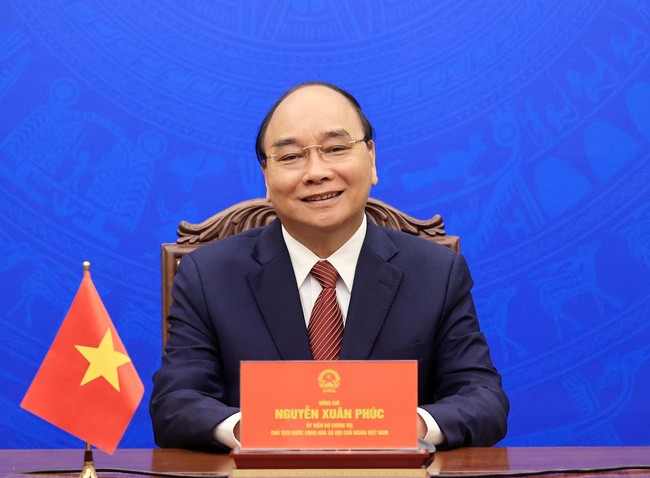 Staatspräsident Nguyen Xuan Phuc: Vietnam legt höchsten Wert auf Beziehungen zu Russland - ảnh 1