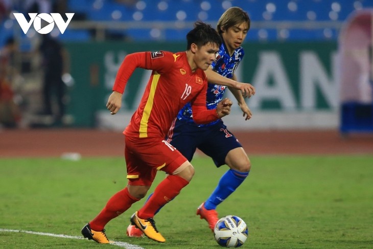 Fußballspieler Quang Hai und Hoang Duc könnten in der Europa-Liga spielen - ảnh 1