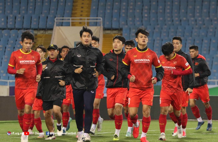 Vietnamesische Fußballnationalmannschaft: Trainer Park macht sich Sorge um V-League - ảnh 1