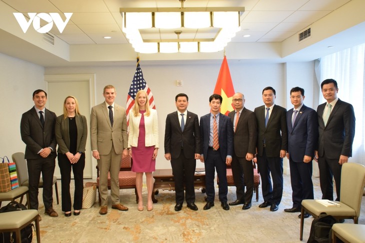 Vietnam und die USA fördern Zusammenarbeit im Handel - ảnh 1