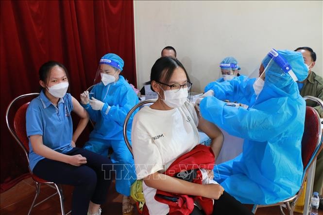 Zahl der neuen COVID-19- Infizierten in Vietnam sinkt weiter - ảnh 1
