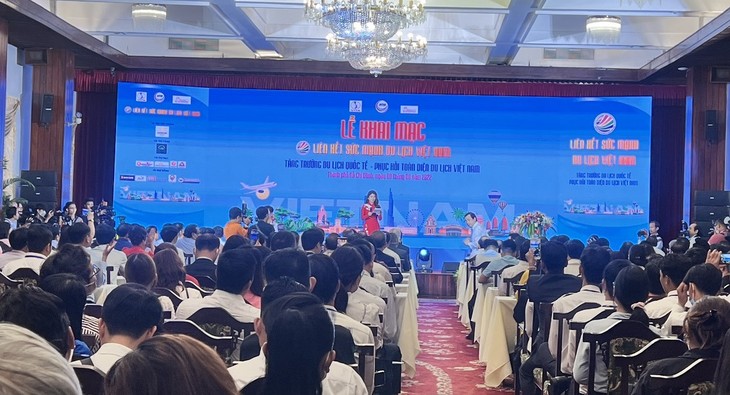 Eröffnung des Programms zur Verbindung der Stärke Vietnams im Tourismus - ảnh 1