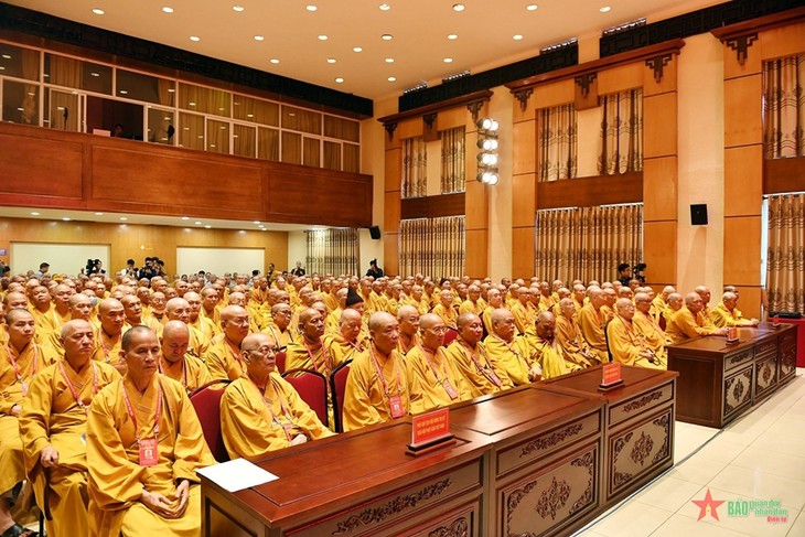 Abschluss der Landeskonferenz des vietnamesischen Buddhistenverbandes - ảnh 1
