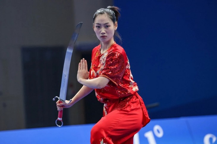 Dang Tran Phuong Nhi erzielt zwei Goldmedaillen bei der Wushu-Weltmeisterschaft - ảnh 1