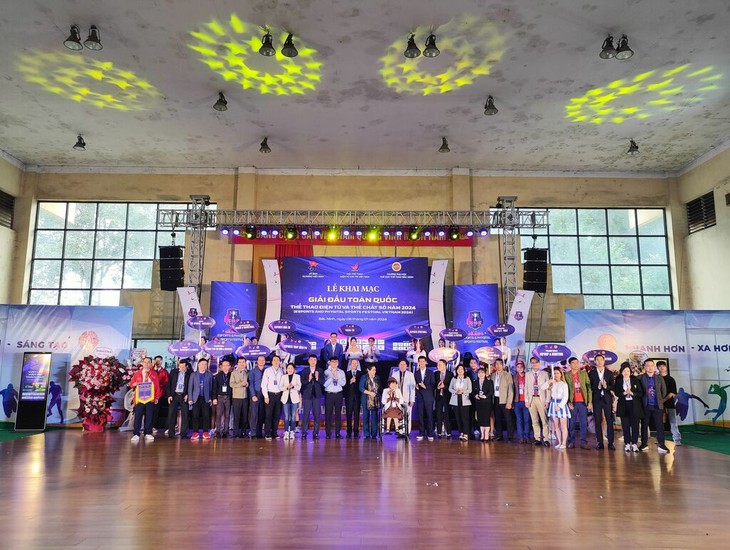 Das erste Turnier für E-Sport und phygitalen Sport in Vietnam - ảnh 1