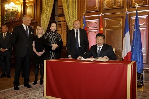 France signs deals worth 25b USD with China - ảnh 1
