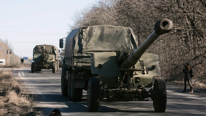 OSCE observes heavy weapon in Eastern Ukraine  - ảnh 1