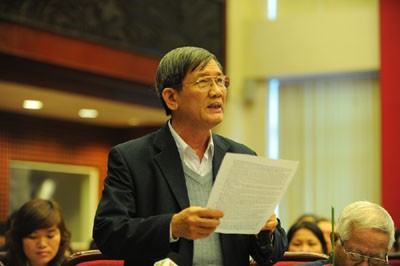 Máximo líder político con electores de Hanói - ảnh 1