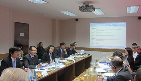 Intensifican cooperación en sector alimentario entre Vietnam y Argentina - ảnh 1