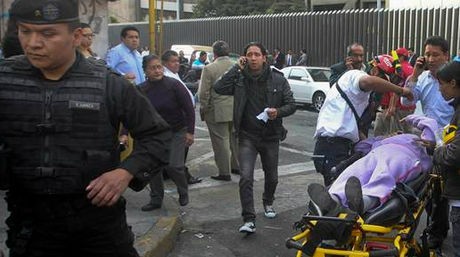 Explosión en sede de Pemex en México dejó al menos 25 muertos - ảnh 1