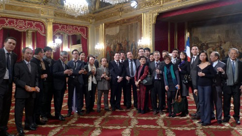 Presidente de Francia felicita comunidad asiática por el Nuevo Año Lunar - ảnh 1