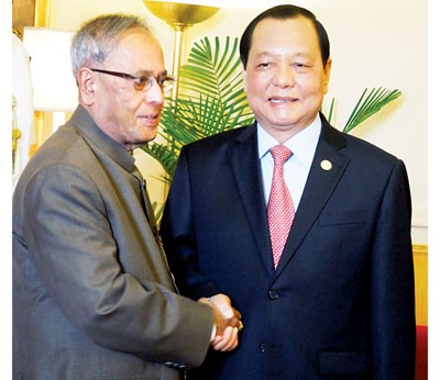 Ciudad Ho Chi Minh refuerza lazos de cooperación con India - ảnh 1