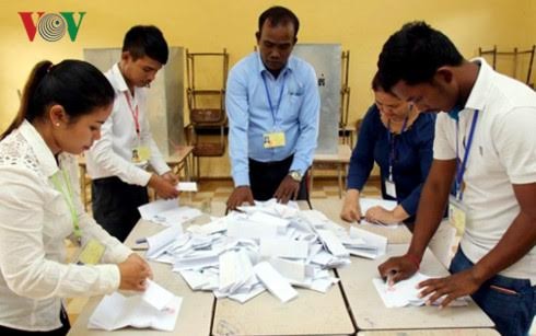  Partai CPP menang dalam pemilihan tingkat kecamatan di Kamboja - ảnh 1