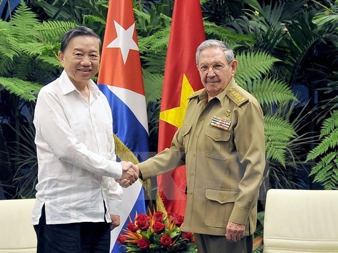 Vietnam y Cuba profundizan la cooperación en seguridad y defensa - ảnh 1