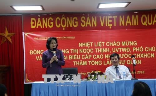 Vicepresidenta vietnamita finaliza con éxito su visita a Laos - ảnh 1