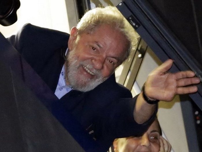 Tribunal Superior Electoral de Brasil rechaza la candidatura presidencial de Lula da Silva - ảnh 1