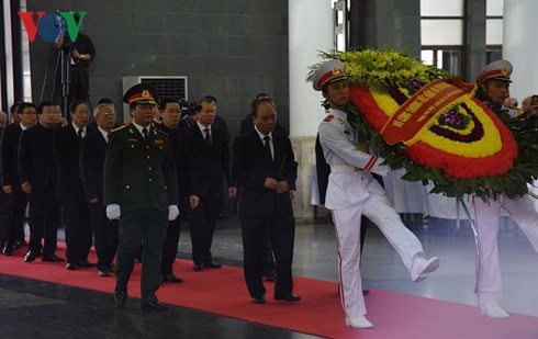Efectúan acto fúnebre en memoria del presidente vietnamita Tran Dai Quang - ảnh 5