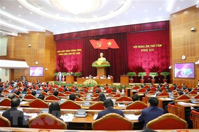 Anuncian resultados del octavo pleno del Comité Central del Partido Comunista de Vietnam - ảnh 1