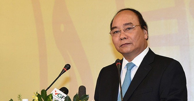 Premier vietnamita expresa su pesar a familias de víctimas nacionales en Reino Unido - ảnh 1