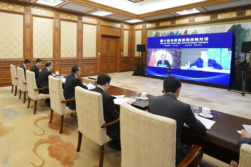 China y Unión Europea sostienen décima ronda de diálogo estratégico de alto nivel - ảnh 1