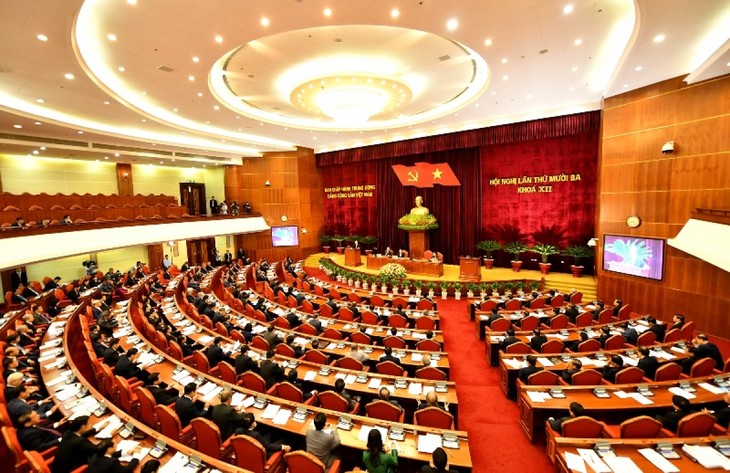 Siguen XIII pleno del Comité Central del Partido Comunista de Vietnam - ảnh 1