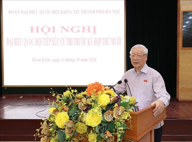 Máximo líder vietnamita se reúne con votantes de Hanói - ảnh 1