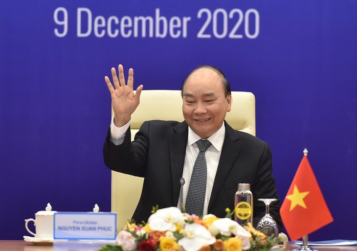 Premier vietnamita participa en cumbres importantes de la región - ảnh 1