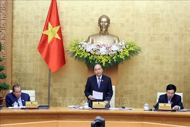 Gobierno del XIV mandato alcanza logros elogiables, afirma primer ministro vietnamita - ảnh 1