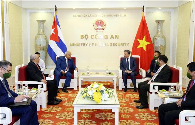 Promueven la cooperación entre el Ministerio de Seguridad Pública de Vietnam y el del Interior de Cuba - ảnh 1