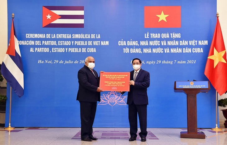 Vietnam espera fortalecer la colaboración con Cuba en la producción de vacunas anticovid-19 - ảnh 1