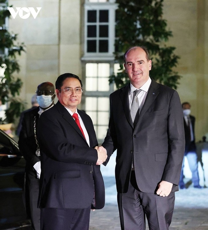 Francia otorga importancia a nexos de asociación estratégica con Vietnam - ảnh 1