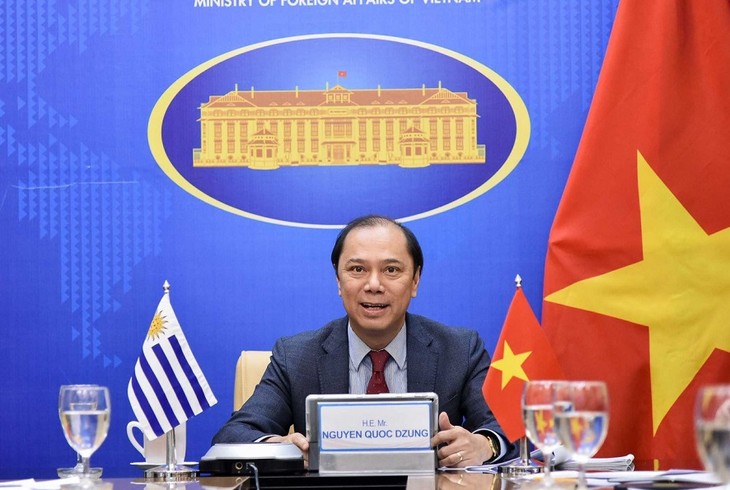 Vietnam y Uruguay celebran la cuarta consulta política - ảnh 1