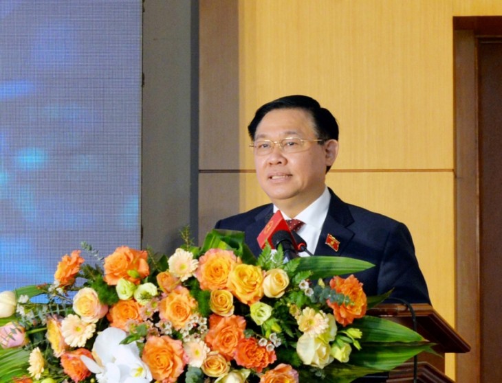 Conmemoran el séptimo aniversario de la primera transmisión de la Televisión de la Asamblea Nacional de Vietnam - ảnh 1