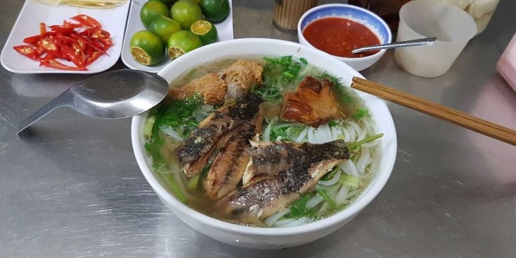 Degustación de los fideos de arroz con perca trepadora de Hai Duong - ảnh 2