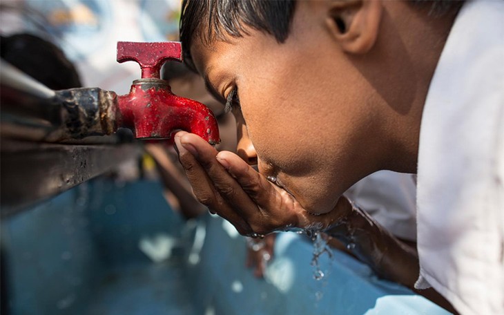 PNUD pide mayor acción pública ante rezago en acceso al agua en Latinoamérica - ảnh 1