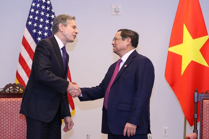 Primer ministro de Vietnam se reúne con Antony Blinken - ảnh 1