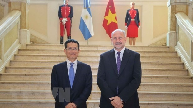 Fortalecen el intercambio comercial entre Vietnam y provincia argentina - ảnh 1