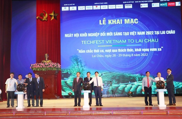 Efectúan Festival de Innovación y Emprendimiento de Vietnam 2022 en Lai Chau - ảnh 1