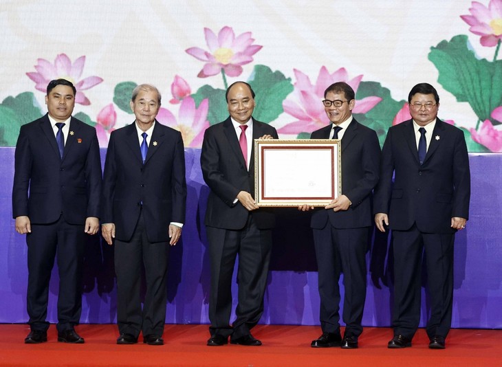 Presidente vietnamita entrega Orden de Trabajo al grupo Truong Hai - ảnh 1