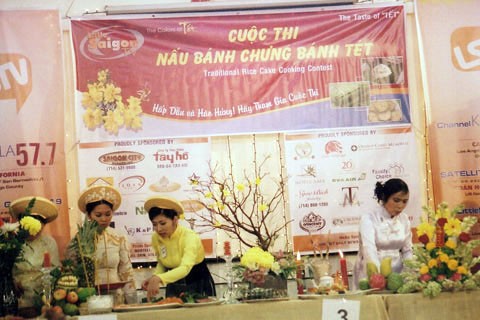  Embajadas vietnamitas en varias naciones organizan el Tet para los compatriotas - ảnh 1