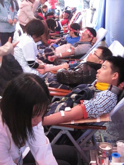  Vietnam promociona la donación voluntaria de sangre - ảnh 1