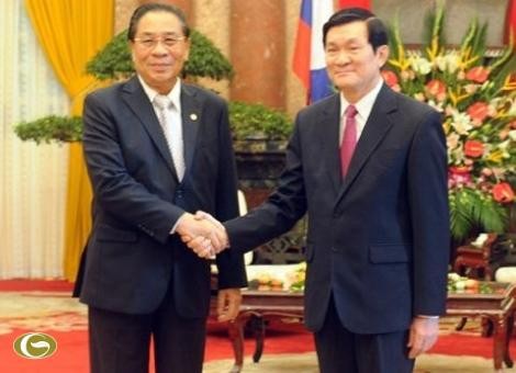 Vietnam-Laos: relaciones especiales de dos naciones hermanas - ảnh 1