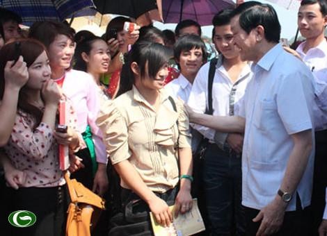 Presidente vietnamita urge desarrollo de recursos humanos en Noroeste del país - ảnh 1