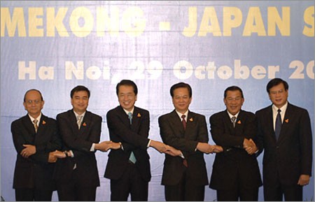 Premier vietnamita aboga por impulsar cooperación Mekong-Japón - ảnh 1