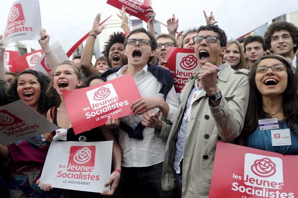 Socialistas franceses ganan elecciones parlamentarias - ảnh 1