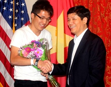 Delegación vietnamita demuestra su saber en Olimpiada Internacional de Química - ảnh 1